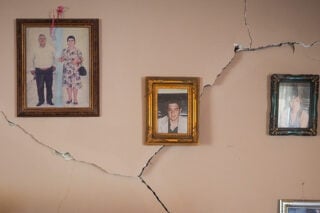Αυτοψία στη Βόρεια Εύβοια: 26 «κίτρινα» κτίρια από τον τριπλό σεισμό