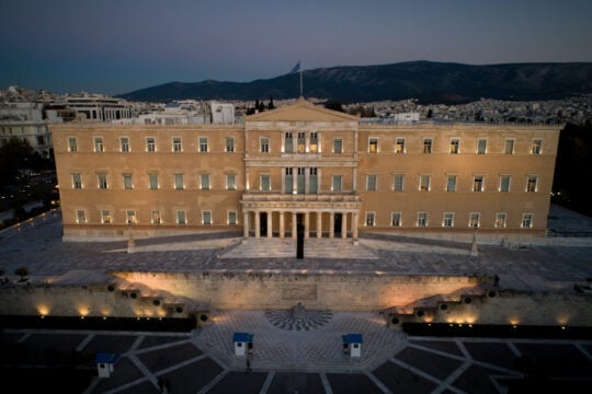Δημοσκόπηση ALCO: Σε μονοψήφιο ποσοστό η διαφορά ΝΔ με ΕΛΑΣ – 23,3% έναντι 14,2%