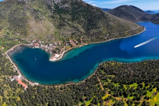 Βόρειος και Νότιος Ευβοϊκός: 5 παραθαλάσσιοι προορισμοί για οικονομικό καλοκαιρινό Σαββατοκύριακο
