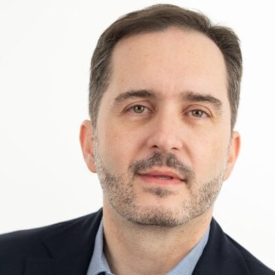 Για μια ενιαία, ανθρωποκεντρική αντιμετώπιση των εξαρτήσεων