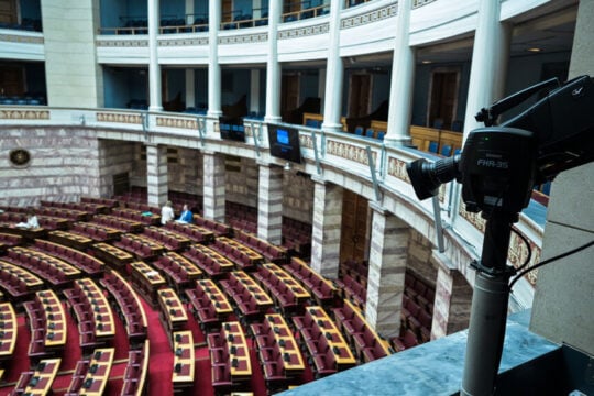 Ο εξευτελισμός του κοινοβουλευτισμού