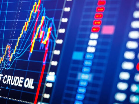 Νέα άνοδος στις τιμές του πετρελαίου μετά την κλιμάκωση ΗΠΑ – Ιράν: Τα 80 δολάρια άγγιξε το μπρεντ