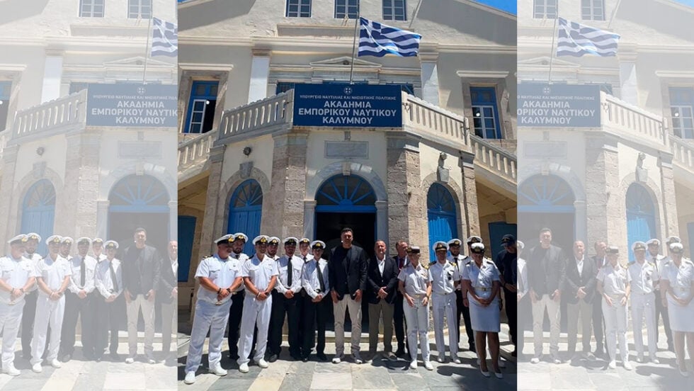 Στήριξη για να επιβιώσει η εταιρεία λαϊκής βάσης: Επιστρέφει στα δρομολόγια το «Νήσος Κάλυμνος»