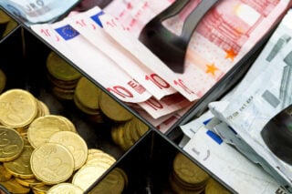 Μικρομεσαίες επιχειρήσεις: Ένα ακόμα ενοίκιο στοιχίζει το ψηφιακό χαράτσι