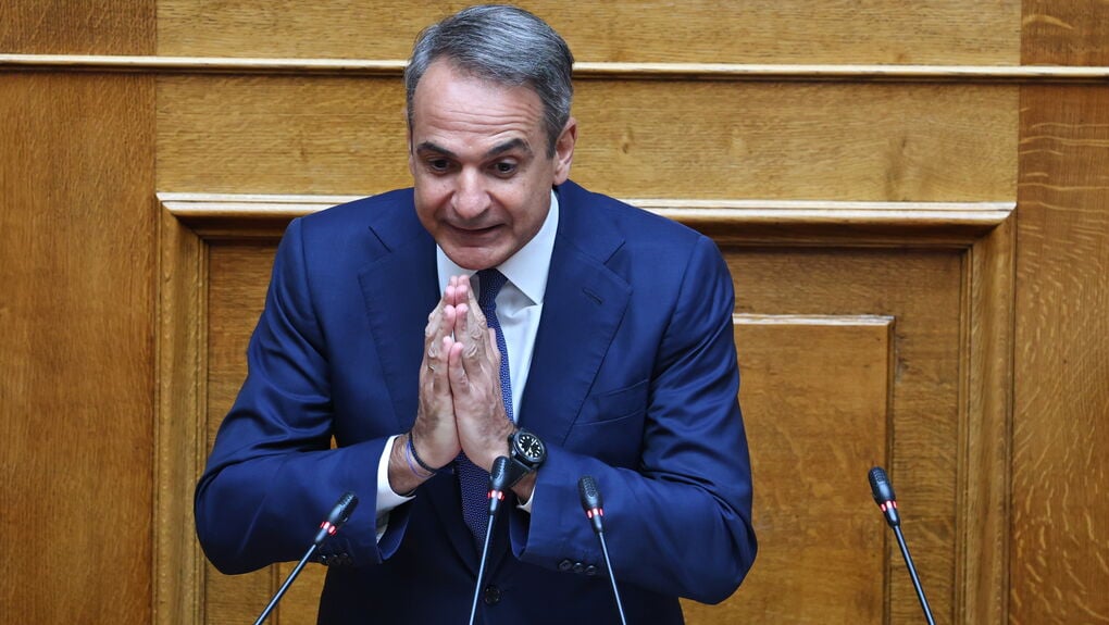 Ο Μητσοτάκης νίκησε την ακρίβεια με… 10 λεπτά στη βενζίνη