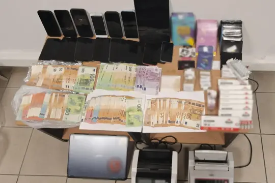 Θεσσαλονίκη: Τέσσερις συλλήψεις μετά από εξάρθρωση κυκλώματος τοκογλυφίας και εκβιασμών