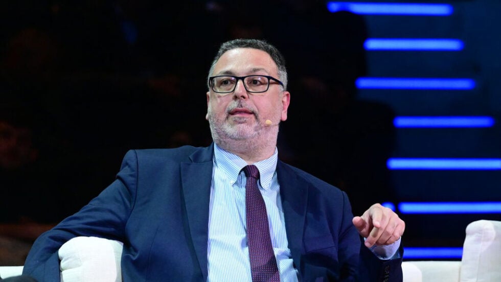 Ο Ακρίτας Καϊδατζής στην «Εφ.Συν.»: Ναι στο Σύνταγμα των πολλών