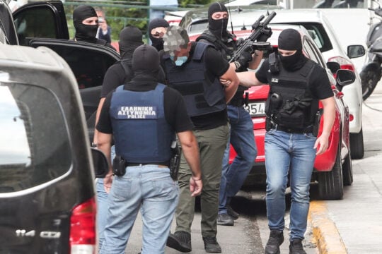 Αποκάλυψη «Εφ.Συν.» για τη Marfin: Τι λέει το ανώνυμο email για τους τρεις