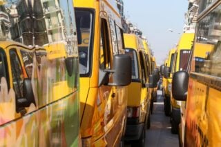 Θεσσαλονίκη: Στον αέρα οι μεταφορές 16.500 μαθητών λόγω ολιγωρίας υπουργείων