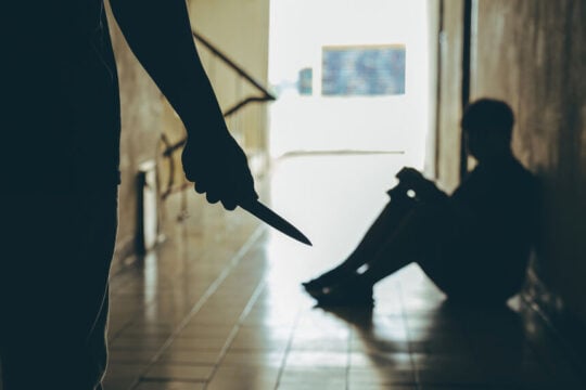 Απόφαση – σταθμός: Το σεξ υπό απειλή είναι βία και βιασμός