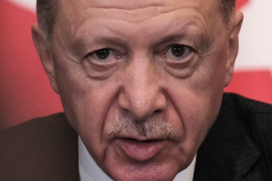 Ερντογάν: Ο «απαραίτητος σύμμαχος» που παίζει σε πολλά ταμπλό