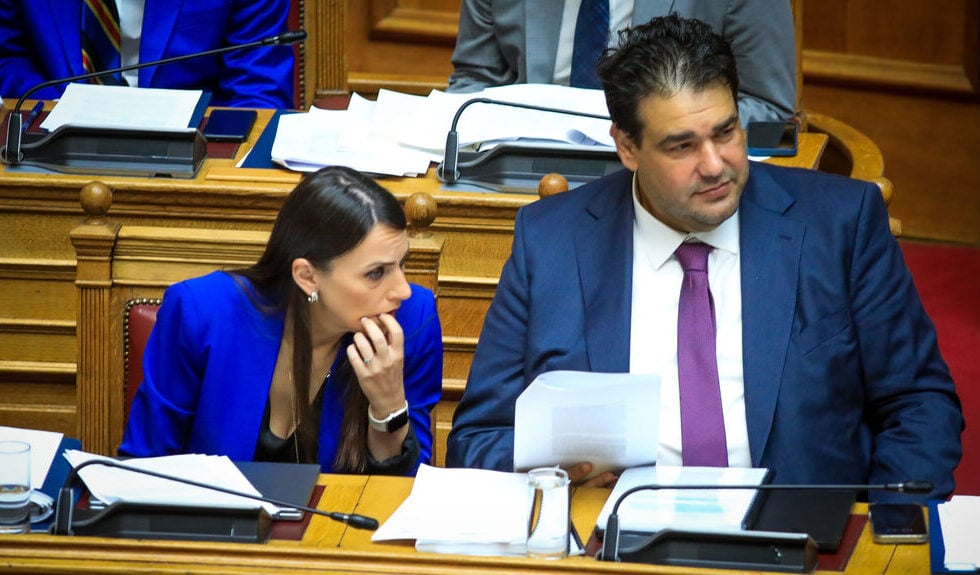 Η αριστεία θα περνάει από… συνέντευξη – Αντιδράσεις για τις αλλαγές του ΥΠΕΣ στη Σχολή Δημόσιας Διοίκησης