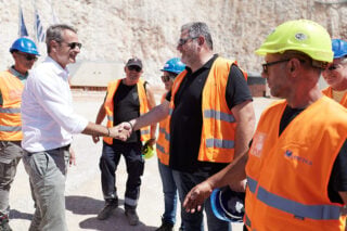 Εγκαινίων αθλιότης…