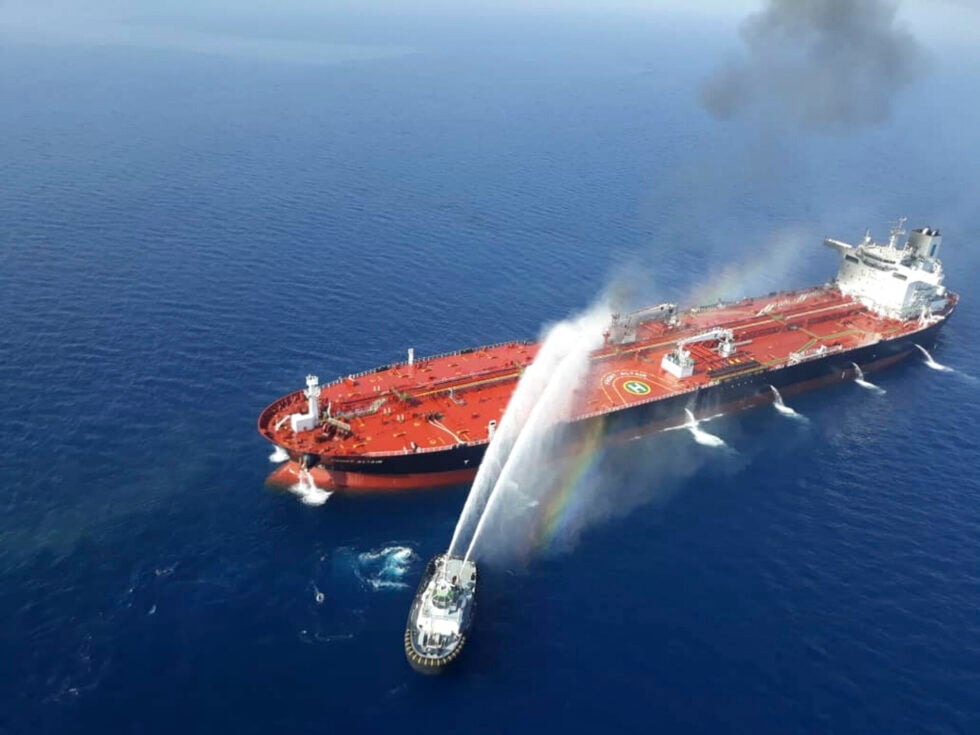Εφιάλτης για τα πληρώματα των πλοίων σε εμπόλεμες ζώνες