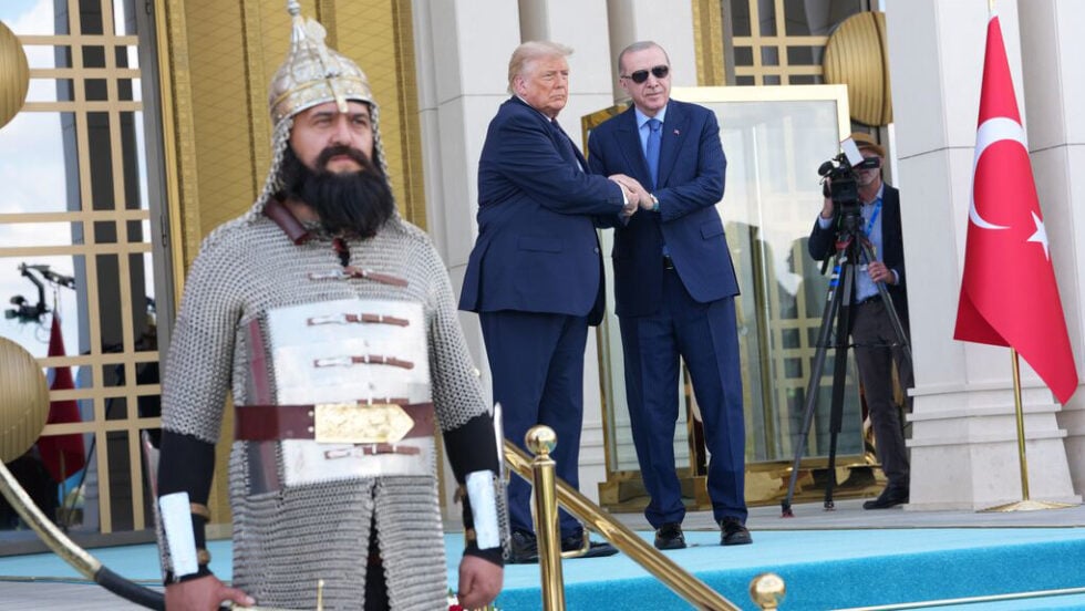 Μετά τη Σύνοδο του ΝΑΤΟ: Το μαύρο σύννεφο Τραμπ και οι χαμένες συμφωνίες
