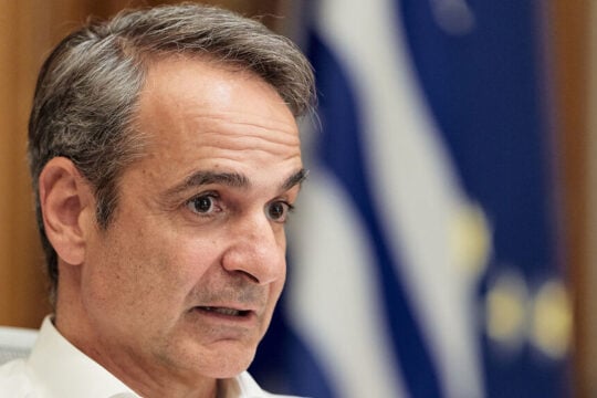 Τώρα λένε «ναι» ακόμη και στον «αποστάτη Σαμαρά», αρκεί να δεχτεί πρωθυπουργό τον Μητσοτάκη