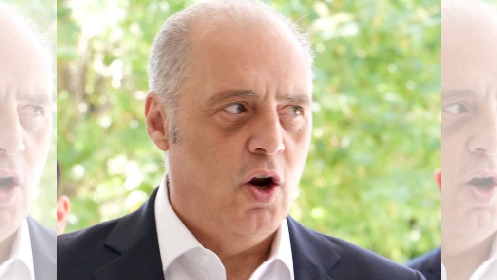 Η μήνυση Βελόπουλου για Τσίπρα και οι ισορροπίες στη δεξιά πολυκατοικία