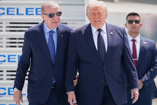 Πορεία προς την άβυσσο