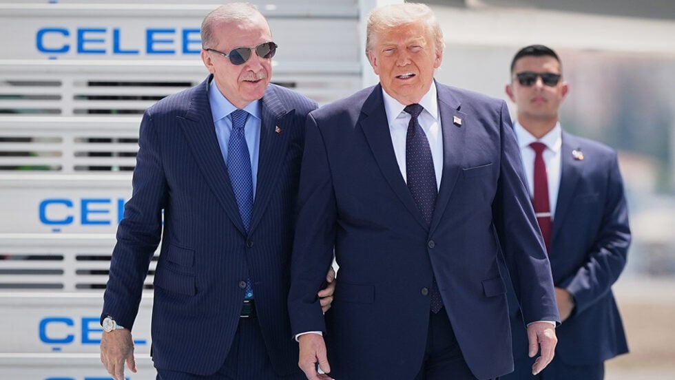 Πορεία προς την άβυσσο