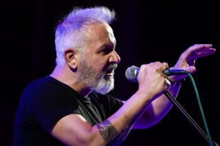 Χρήστος Θηβαίος κατά Καρυστιανού για τη συναυλία στη Λάρισα: «Αρνούμαστε να είμαστε μέρος πολιτικών παιχνιδιών»