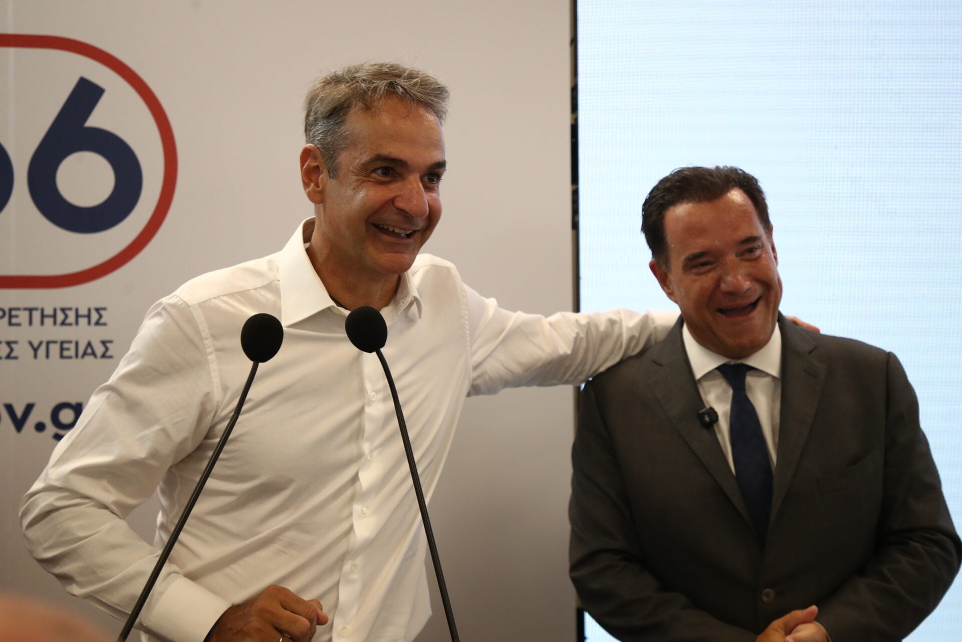 Novartis: Κάλυψη Μαξίμου σε Άδωνη μετά τις καταγγελίες Σαλμά – «Προφανώς παραμένει στη θέση του»