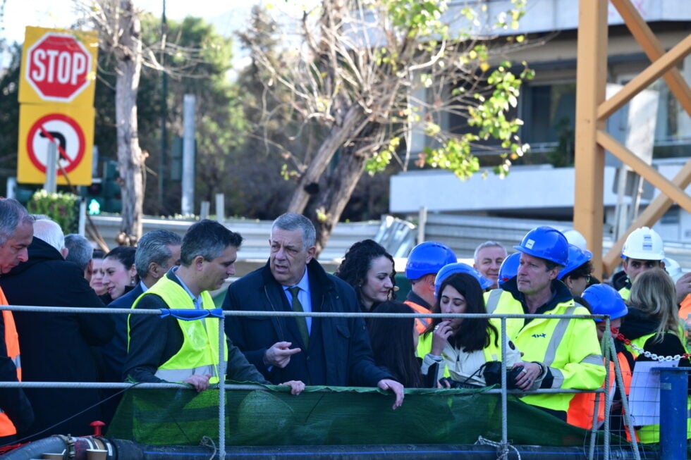 Μετρόπληκτη Κυψέλη: Από τον Χάρη Δούκα στον Ταχιάο οι κάτοικοι για τις ρωγμές στα σπίτια τους