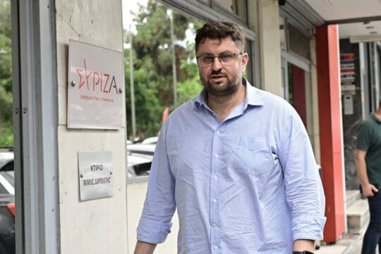 Ζαχαριάδης κατά Μωραΐτη: «Κάνει τον αυτόκλητο πορτιέρη στο κόμμα Τσίπρα»