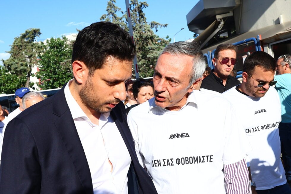 «Δεν σας φοβόμαστε»: Συγκέντρωση διαμαρτυρίας της ΝΔ στο Ιπποκράτειο Θεσσαλονίκης για τη Βάγια Νέστορα