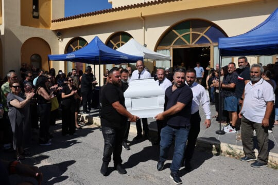 Το τελευταίο «αντίο» στη δημοσιογράφο Μαρία Αντωνογιαννάκη [εικόνες]
