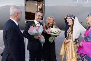 Ο Κυριάκος Μητσοτάκης στη Σύνοδο του ΝΑΤΟ: Η υποδοχή με λουλούδια και το δείπνο με τον Ερντογάν [εικόνες – βίντεο]