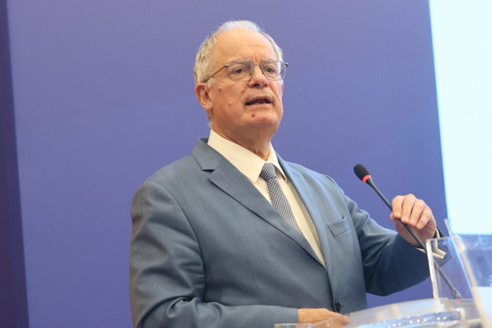 Ζάκυνθος: Συγχαρητήρια Τασούλα στον πιλότο του F16 για τη διαχείριση του περιστατικού