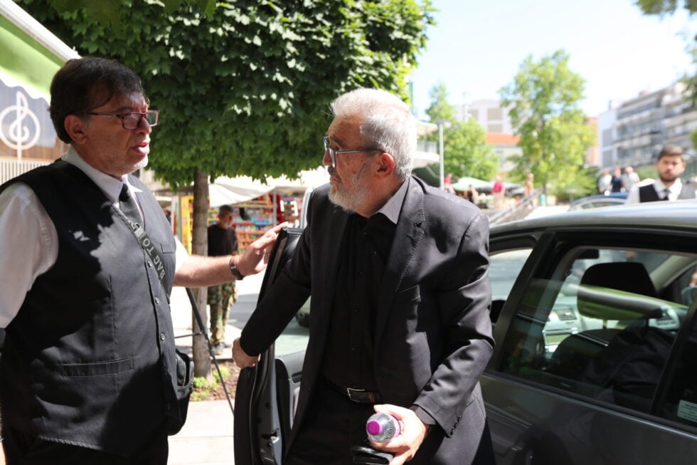 Σε κλίμα οδύνης το τελευταίο αντίο στη Βάγια Νέστορα [εικόνες – βίντεο]