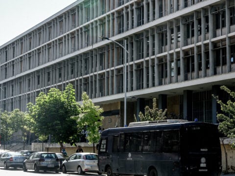 Στα δικαστήριαοι κατηγορούμενοι για τις εμπρηστικές επιθέσεις και τη δολοφονία της Βάγιας Νέστορα στη Θεσσαλονίκη. Σάββατο 11 Ιουλίου 2026