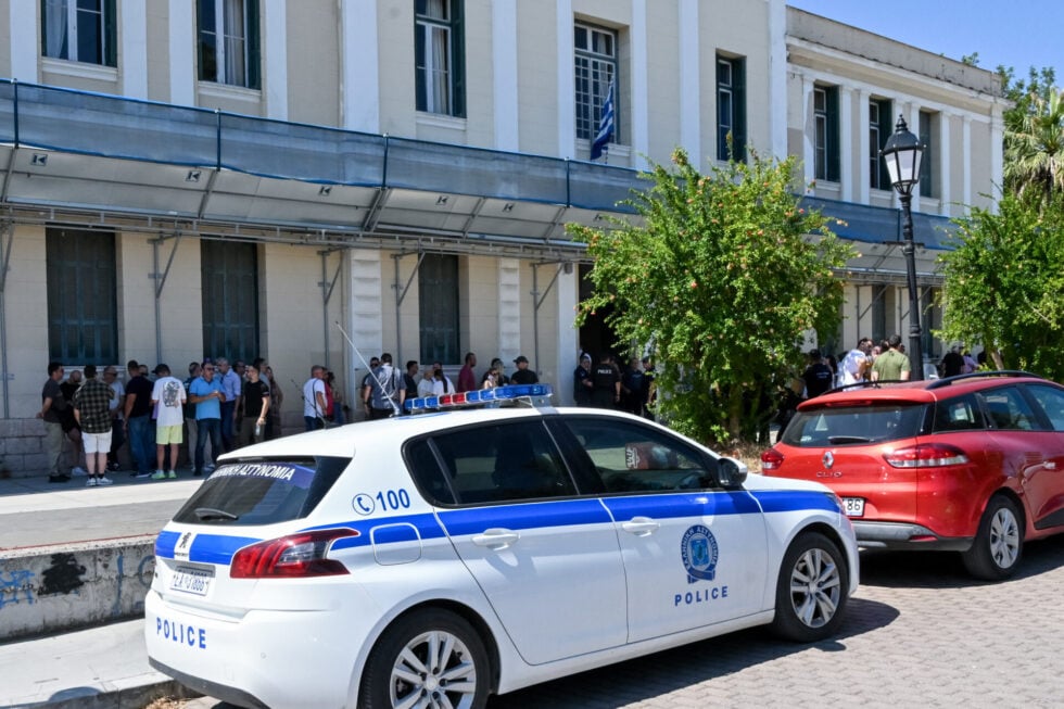 Άργος: «Δεν είχαμε πρόθεση να σκοτώσουμε τον 20χρονο» – Τι είπαν οι αστυνομικοί στις απολογίες τους