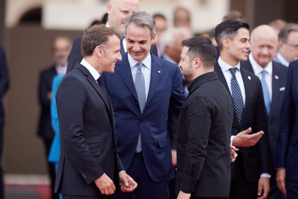 Παρέλαση για την Ημέρα της Βαστίλης στη Γαλλία, παρουσία του Κυριάκου Μητσοτάκη και των ελληνικών Rafale [εικόνες]