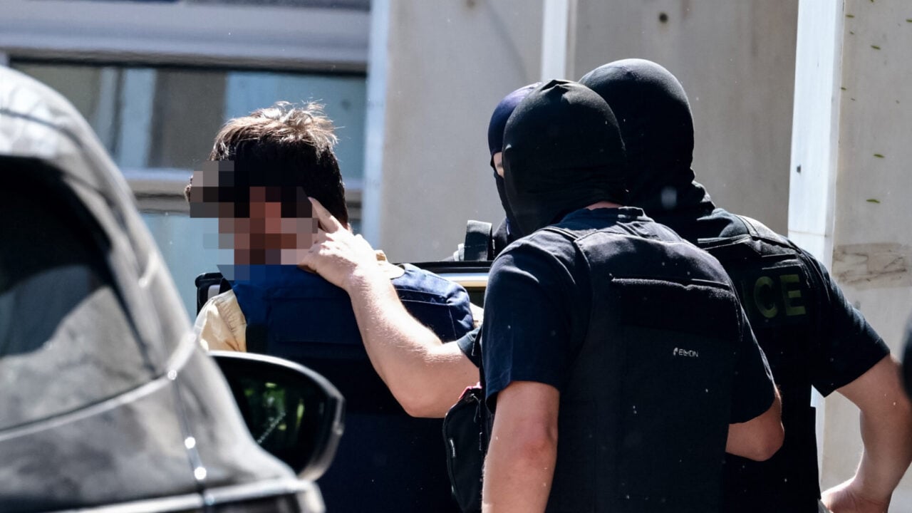 Marfin: Προφυλακιστέοι οι δύο κατηγορούμενοι μετά την απολογία τους