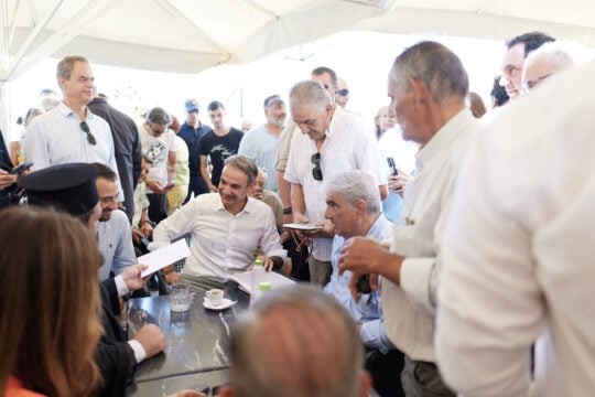 Θα τους κάψετε στο ζέσταμα, κύριε Μητσοτάκη