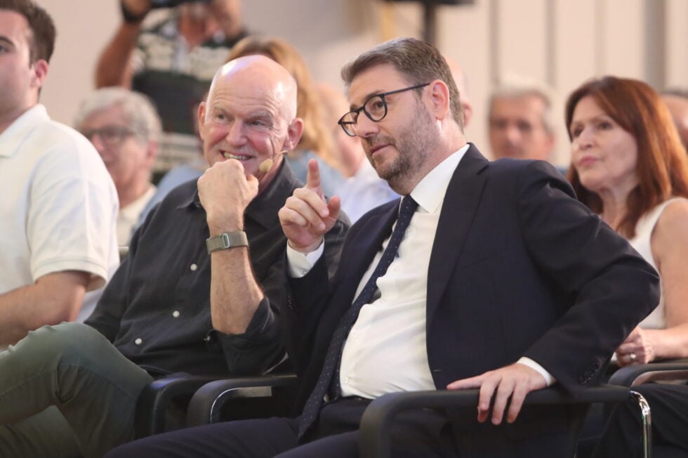 Ανδρουλάκης: «Καταθέτουμε νέο κοινωνικό συμβόλαιο για την παιδεία» – Οι 6 δεσμεύσεις του ΠΑΣΟΚ [βίντεο]
