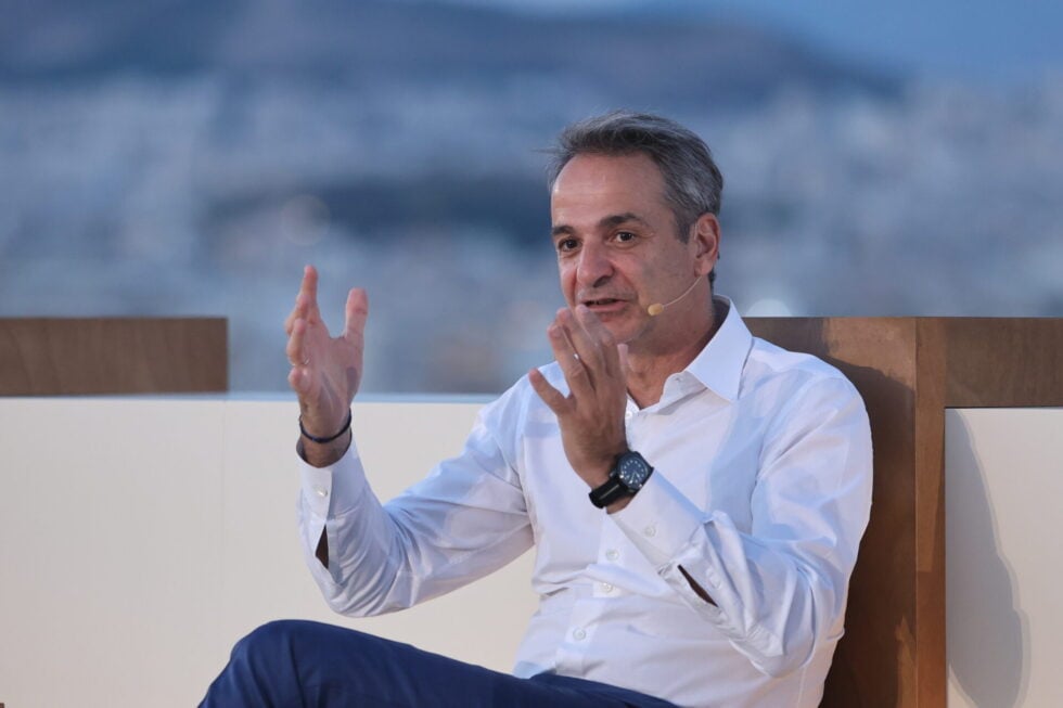 Μητσοτάκης: Επιχείρηση αλλαγής ατζέντας μετά τα σκάνδαλα – Επιμένει για εκλογές το 2027