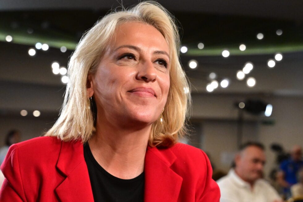 ΣΥΡΙΖΑ: Από την πτώση στη σταθεροποίηση – Επιχείρηση ανασυγκρότησης μετά τις αποχωρήσεις