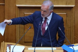 Υπόθεση Novartis: Καταγγελίες Σαλμά κατά Γεωργιάδη για διαπλοκή και επηρεασμό μαρτύρων
