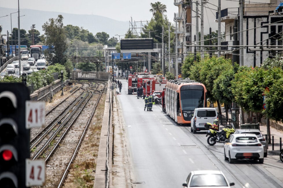 Συναγερμός στον Πειραιά: Οσμή αερίου από κλειστό βενζινάδικο – Εκκενώθηκαν πολυκατοικίες [εικόνες-βίντεο]
