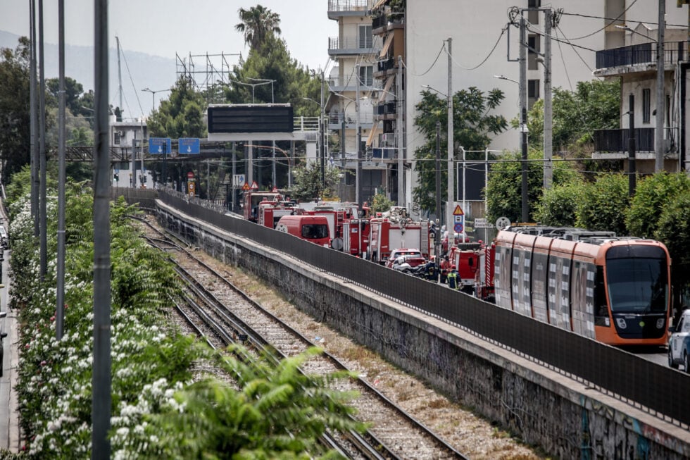 Συναγερμός στον Πειραιά: Οσμή αερίου από κλειστό βενζινάδικο – Εκκενώθηκαν πολυκατοικίες [εικόνες-βίντεο]