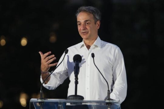 Μητσοτάκης προς Έλληνες εξωτερικού: «Την Άνοιξη του 2027 οι εκλογές – Θυμηθείτε ποιος πάλεψε για τη συμμετοχή σας» [εικόνες]