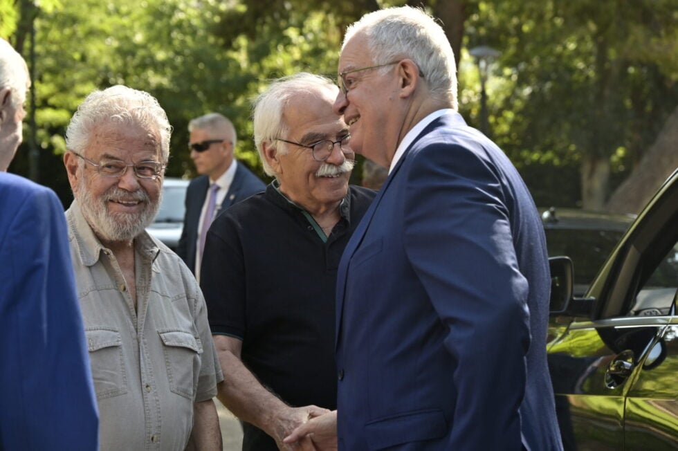 Τασούλας από τα πρώην κρατητήρια ΕΑΤ – ΕΣΑ: «Έχουμε πλέον μια Δημοκρατία έμπειρη στις σύγχρονες προκλήσεις»