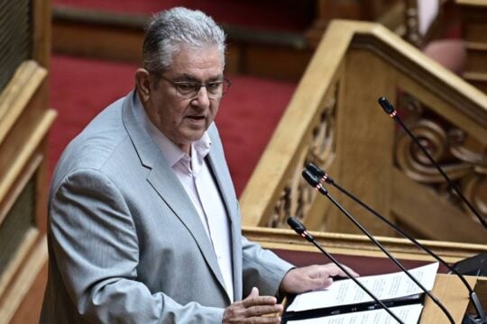 Κουτσούμπας: Πυρά σε κυβέρνηση και ΠΑΣΟΚ για τη συνταγματική αναθεώρηση – Τι είπε για ΕΛΑΣ και Άρθρο 16