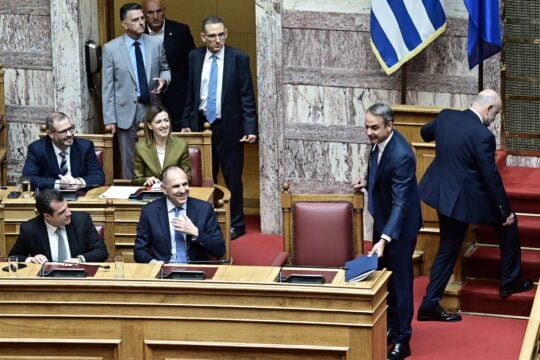 Συνταγματική Αναθεώρηση: Live η ομιλία Μητσοτάκη στη Βουλή