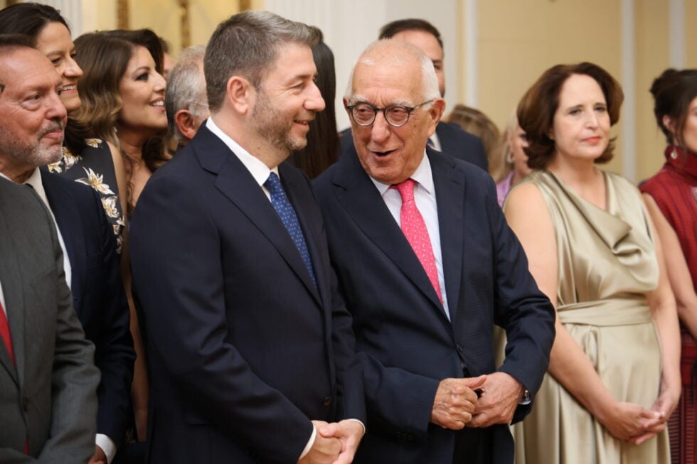 Δεξίωση για τα 52 χρόνια της Δημοκρατίας: Οι παρουσίες, οι ηχηρές απουσίες και το μήνυμα Τασούλα [εικόνες – βίντεο]