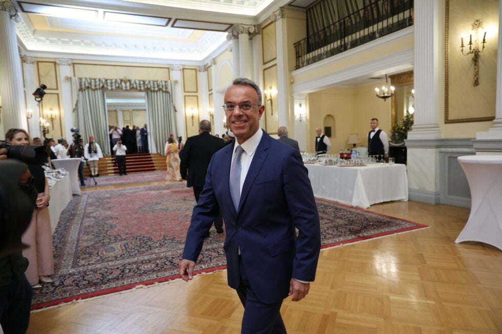 Δεξίωση για τα 52 χρόνια της Δημοκρατίας: Οι παρουσίες, οι ηχηρές απουσίες και το μήνυμα Τασούλα [εικόνες – βίντεο]