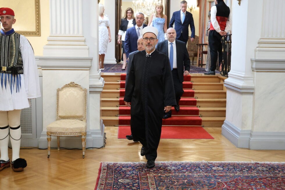 Δεξίωση για τα 52 χρόνια της Δημοκρατίας: Οι παρουσίες, οι ηχηρές απουσίες και το μήνυμα Τασούλα [εικόνες – βίντεο]